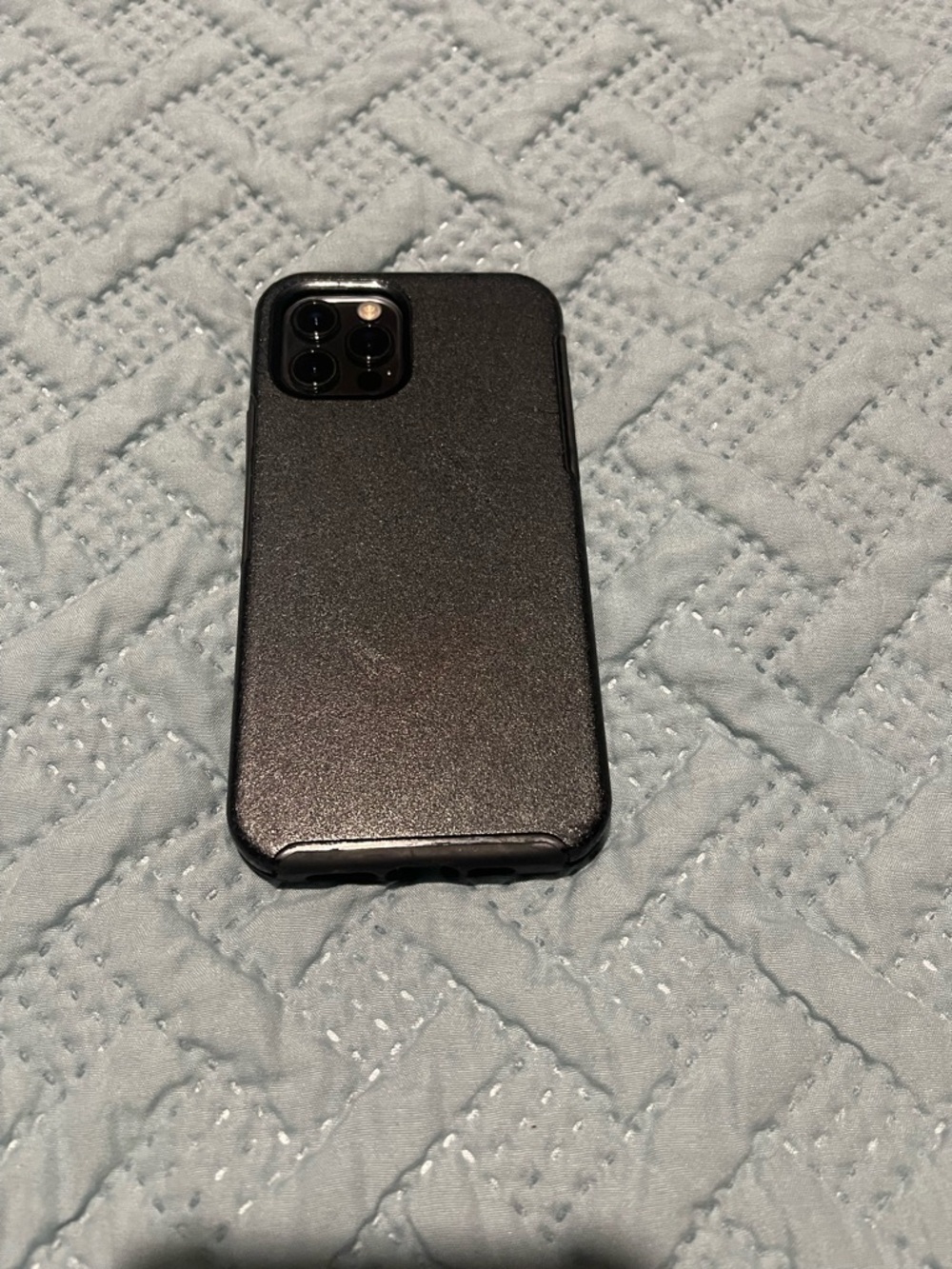 iPhone 12 Pro Gray 128GB Excellent Condition Mainly For Parts Read